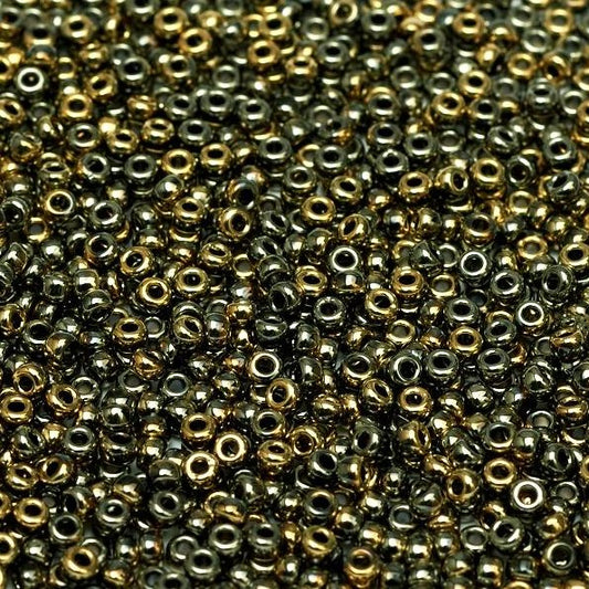 55071 - 10g Size 11/0 Miyuki seed beads in Black/California Graphite - discontinued