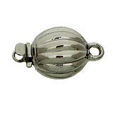 Neumann White Bronze textured ball clasp with 1 row 13818 - 10mm