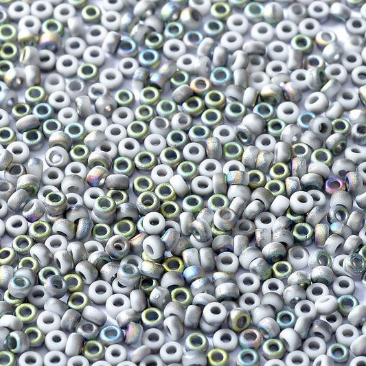 4559 - 5g Size 15/0 Miyuki seed beads in Matt White Vitrail