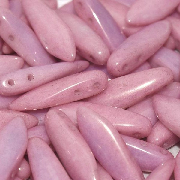 10 x two hole daggers in Chalk White/Lila Lustre (5x16mm)