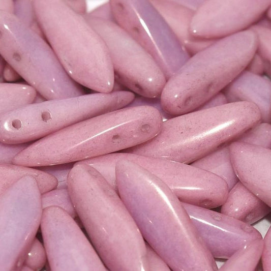 10 x two hole daggers in Chalk White/Lila Lustre (5x16mm)