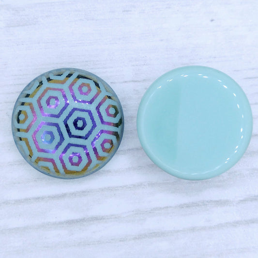 18mm Flatback Cabochon in Jade with Hexagons