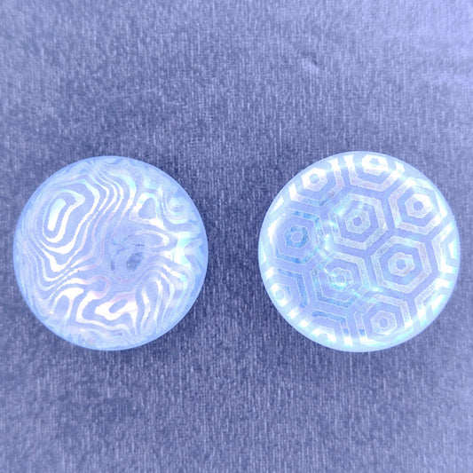 18mm Flatback Cabochon in Light Blue with Contours