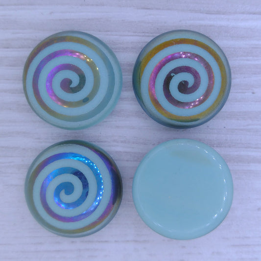 18mm Flatback Cabochon in Jade with Swirl