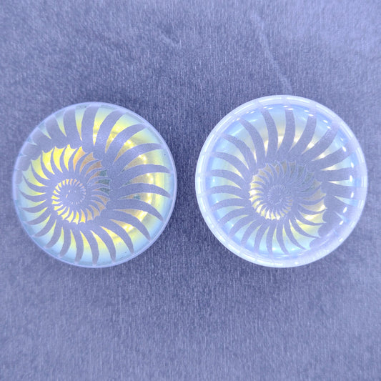 25mm Flatback Cabochon in Crystal with Shell