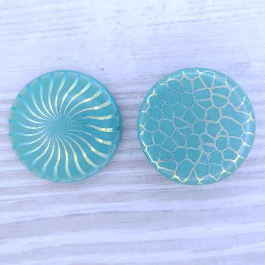 25mm Flatback Cabochon in Jade with Urchin