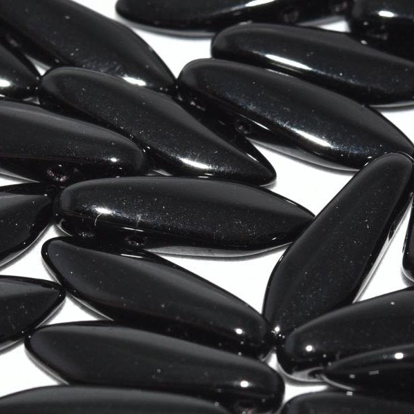 10 x two hole daggers in Black (5x16mm)