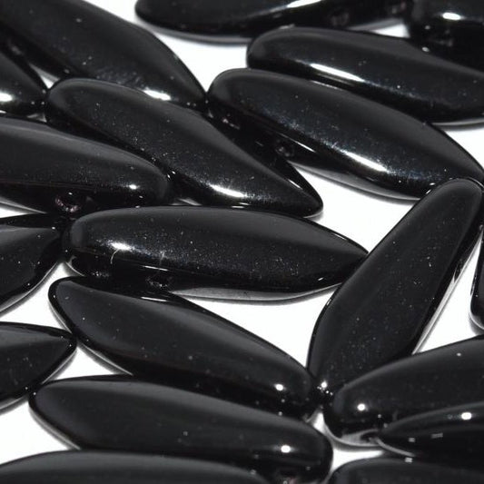 10 x two hole daggers in Black (5x16mm)