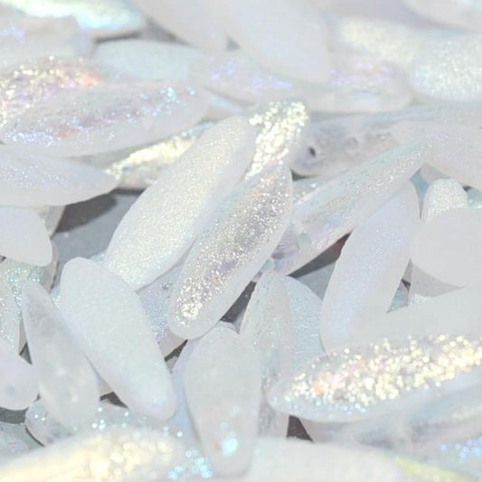 10 x two hole daggers in Etched Full Crystal AB (5x16mm)