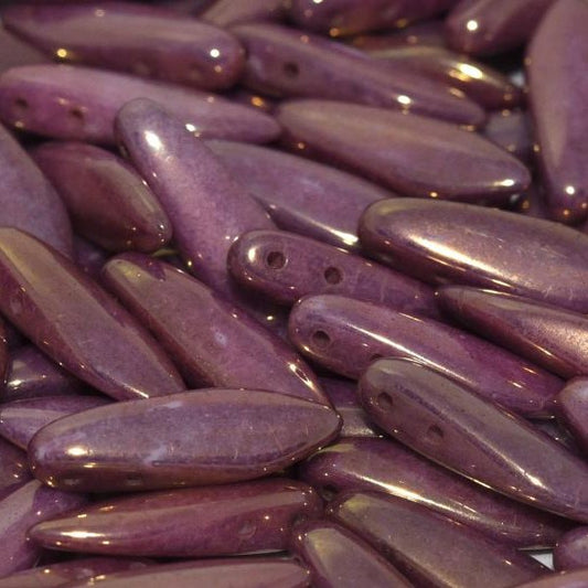 10 x two hole daggers in Chalk White/Vega Lustre(5x16mm)