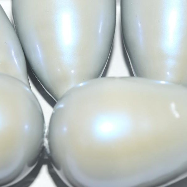 207 - Paper Mache drop bead in Light Grey Pearl (40x23mm)