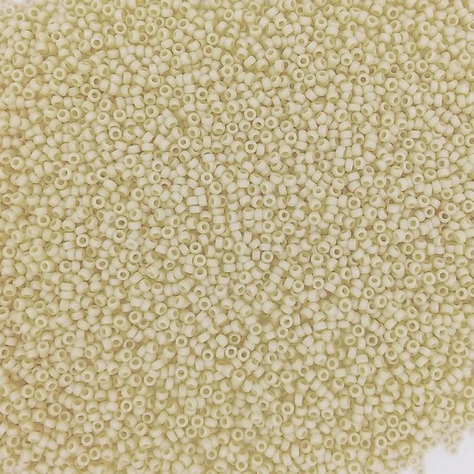 0492FR - 25g Size 15/0 Miyuki seed beads in Matt Opaque Dark Cream AB