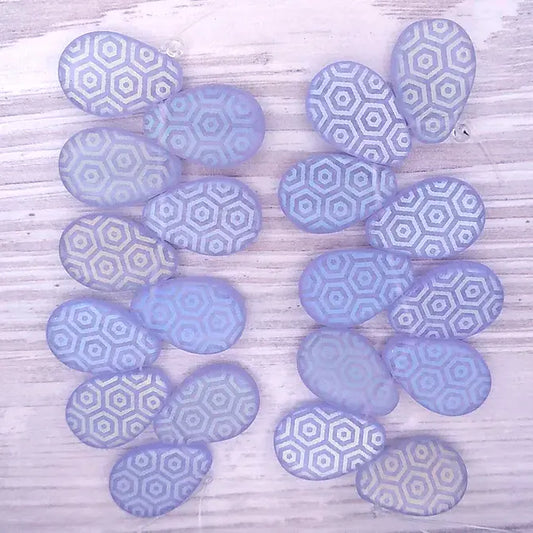 10 x Mauve drops with laser etched Hexagons (18x12mm)