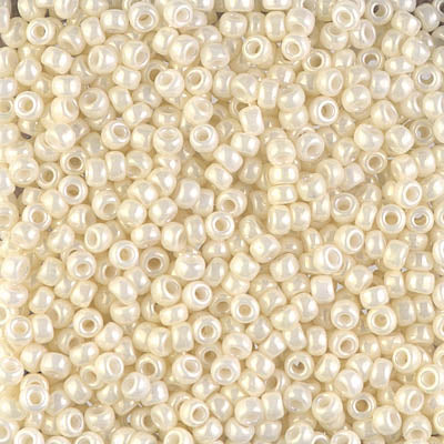 0594 - 10g Size 8/0 Miyuki seed beads in Cream Ceylon