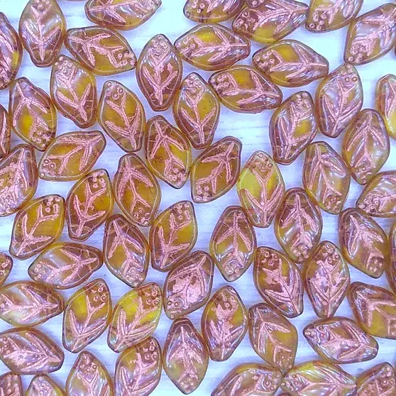 15 x flower leaves in Topz/Copper (12x7mm)