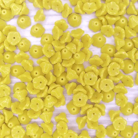 25 x flower cups in Lemon (7x5mm)