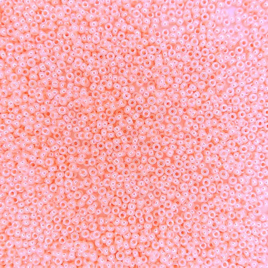 0427 - 10g Size 11/0 Miyuki seed beads in Pink lined White