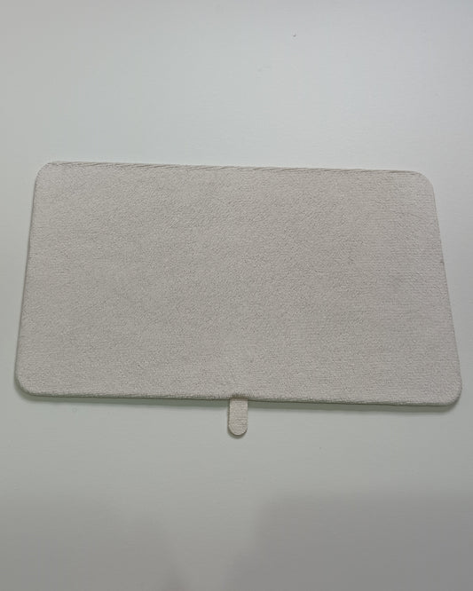 Small Unpadded Bead Mat in Cream - Anna