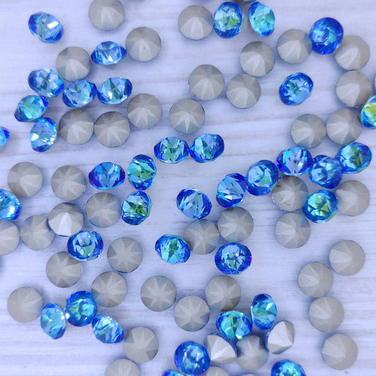 6mm chaton in Bermuda Blue (Aurora)