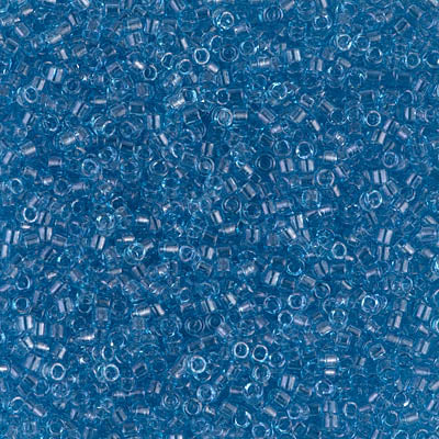 DB0113 - 5g Size 11/0 delicas in Transparent Blue Lustre