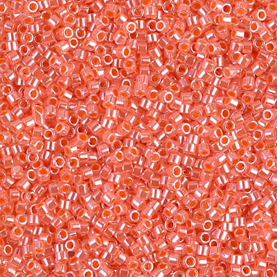 DB0235 - 25g Size 11/0 delicas in Salmon Lustre lined Crystal