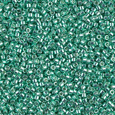 DB0426 - 5g Size 11/0 delicas in Galvanised Dark Mint