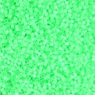 DB1858 - 1g Size 11/0 delicas in Silk Inside Mint Green