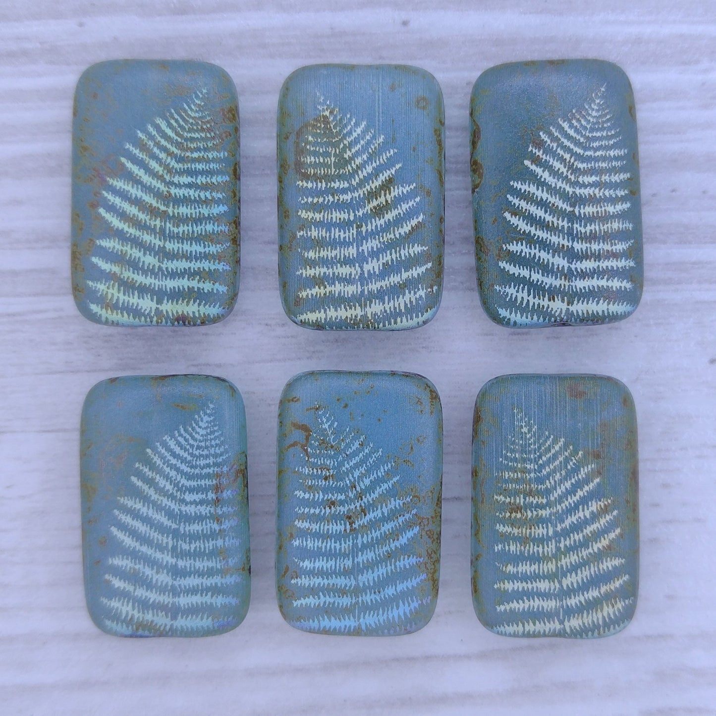 4 x Rectangular beads in Crystal Turquoise Picasso with Fern design (18x12mm)
