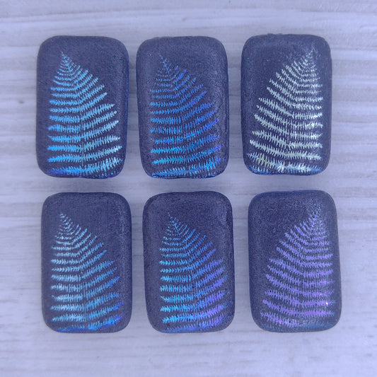 4 x rectangular beads in etched Black with Fern (18x12mm)