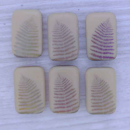 4 x Rectangular beads in Ivory with Fern design (18x12mm)