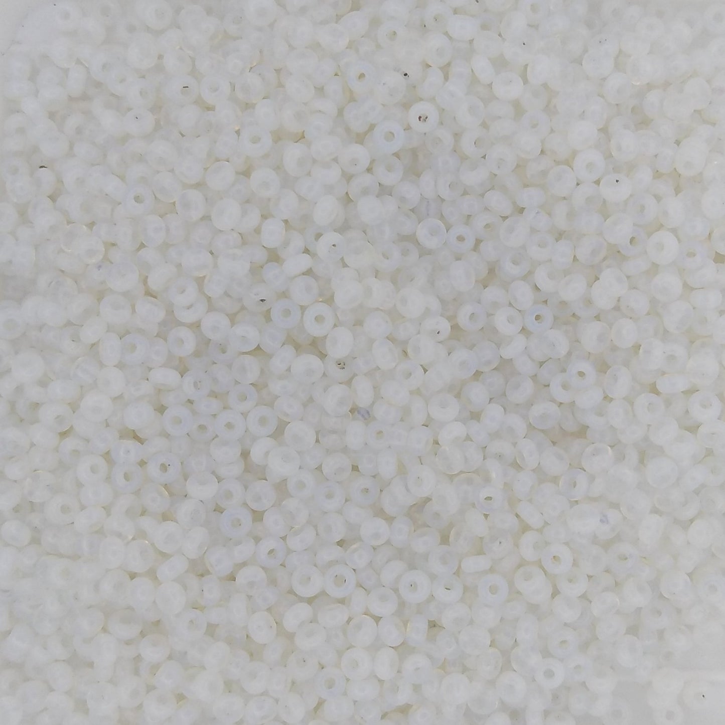 1g Size 24/0 Venetian seed beads in White (1940s)