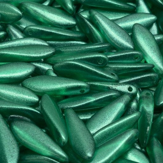 15 x daggers in  Metallic Green Lustre (5x16mm)