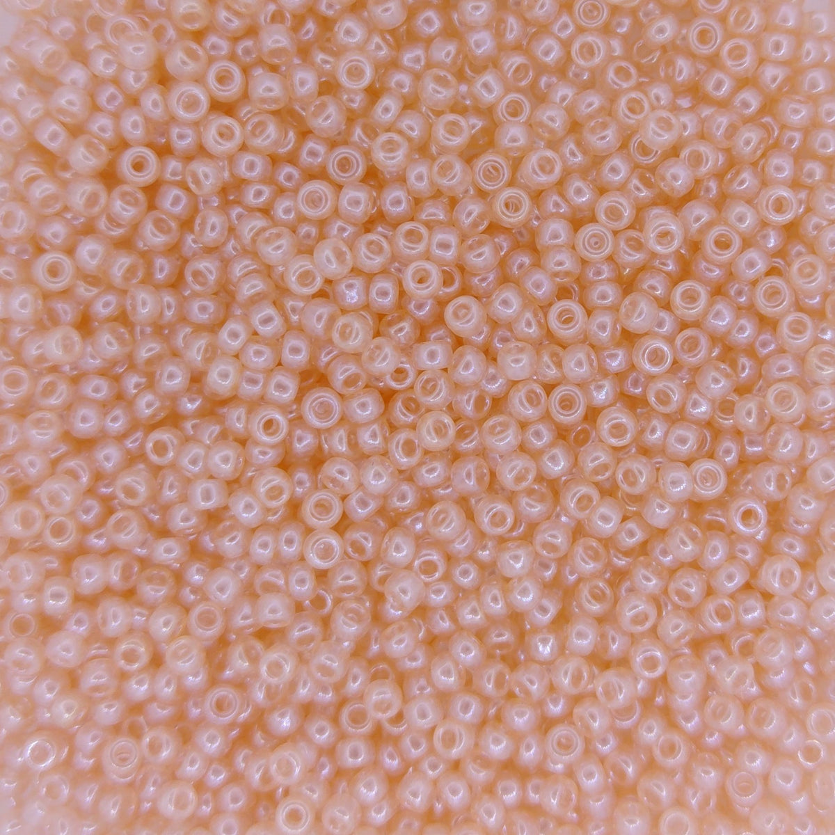 0369 - 10g Size 11/0 Miyuki seed beads in Peach Lustre