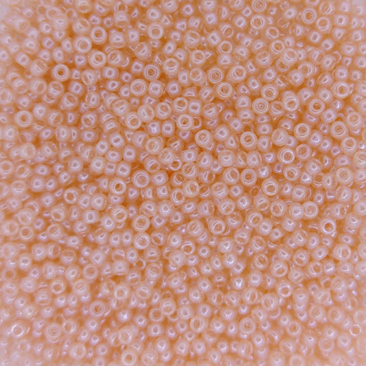 0369 - 10g Size 11/0 Miyuki seed beads in Peach Lustre
