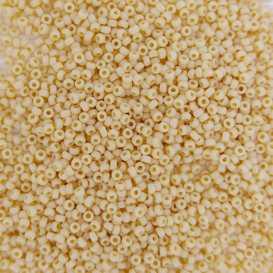 0493 - 5g Size 15/0 Miyuki seed beads in Opaque Pear