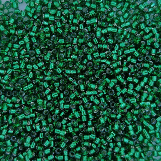 DB0605 - 1g Size 11/0 delicas in Silver lined Emerald