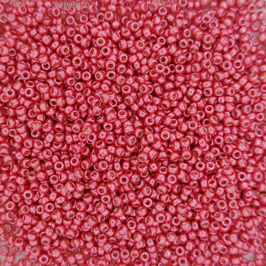 4211 - 5g Size 15/0 Miyuki seed beads in Duracoat Galvanised Light Cranberry