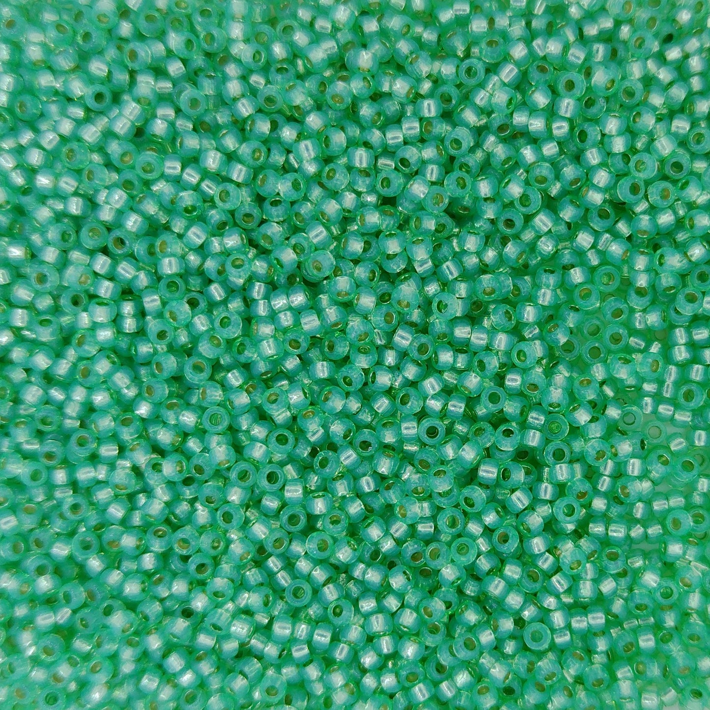 4240 - 25g Size 15/0 Miyuki seed beads in Duracoat Silver lined Mint Green
