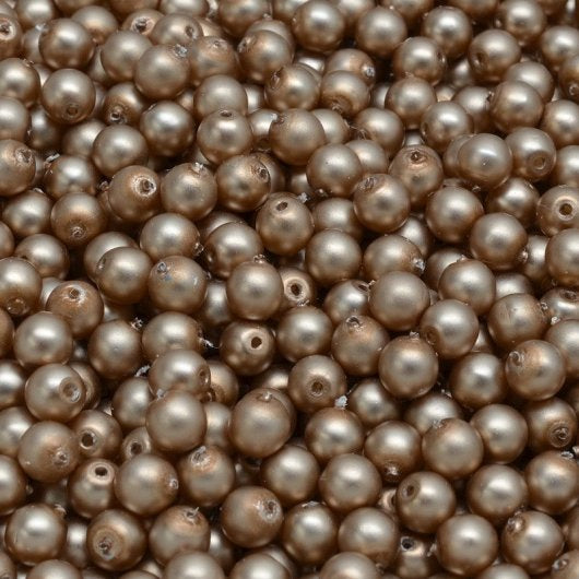 50 x 4mm round beads in Pastel Powdery Almond