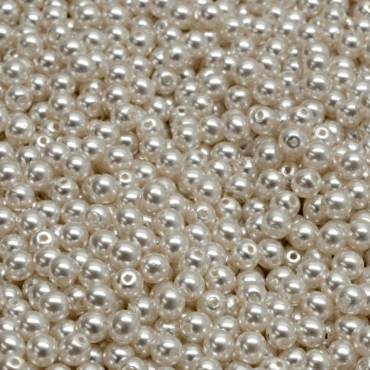 50 x 3mm round pearls in White