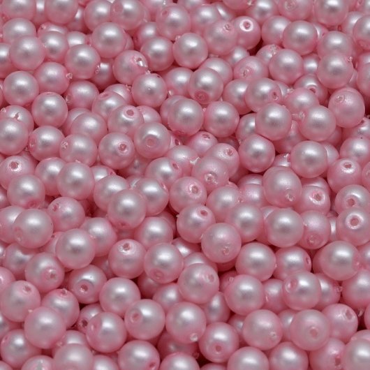 50 x 4mm pearls in Light Pink