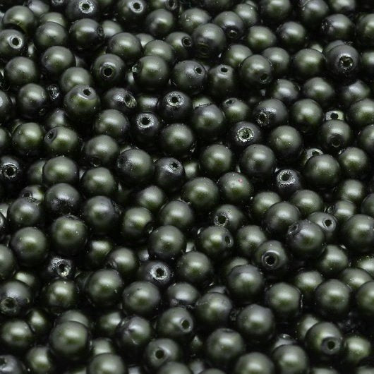 50 x 4mm pearls in Matt Hunter Green