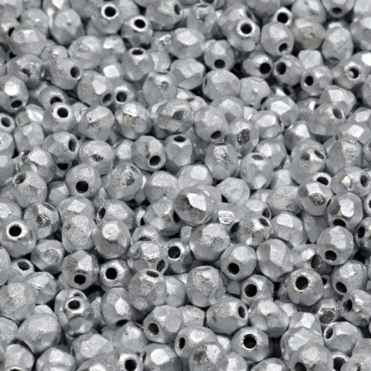 50 x 4mm faceted beads in etched Silver *