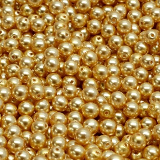 50 x 4mm round pearls in Gold