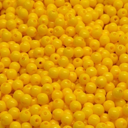 50 x 3mm round beads in Intensive Citron