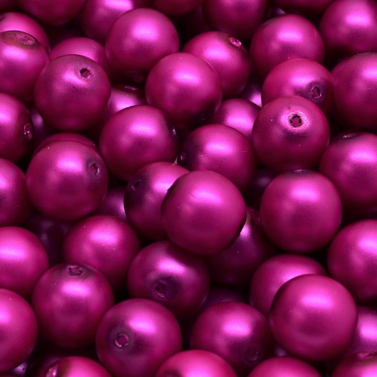 10 x 8mm pearls in Matt Fuchsia