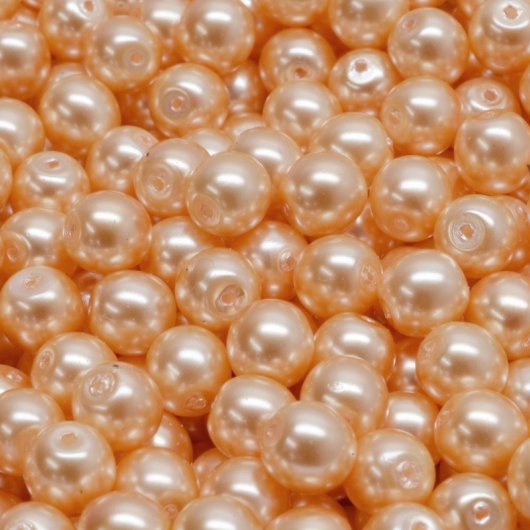 25 x 6mm Fiesta pearls in Salmon