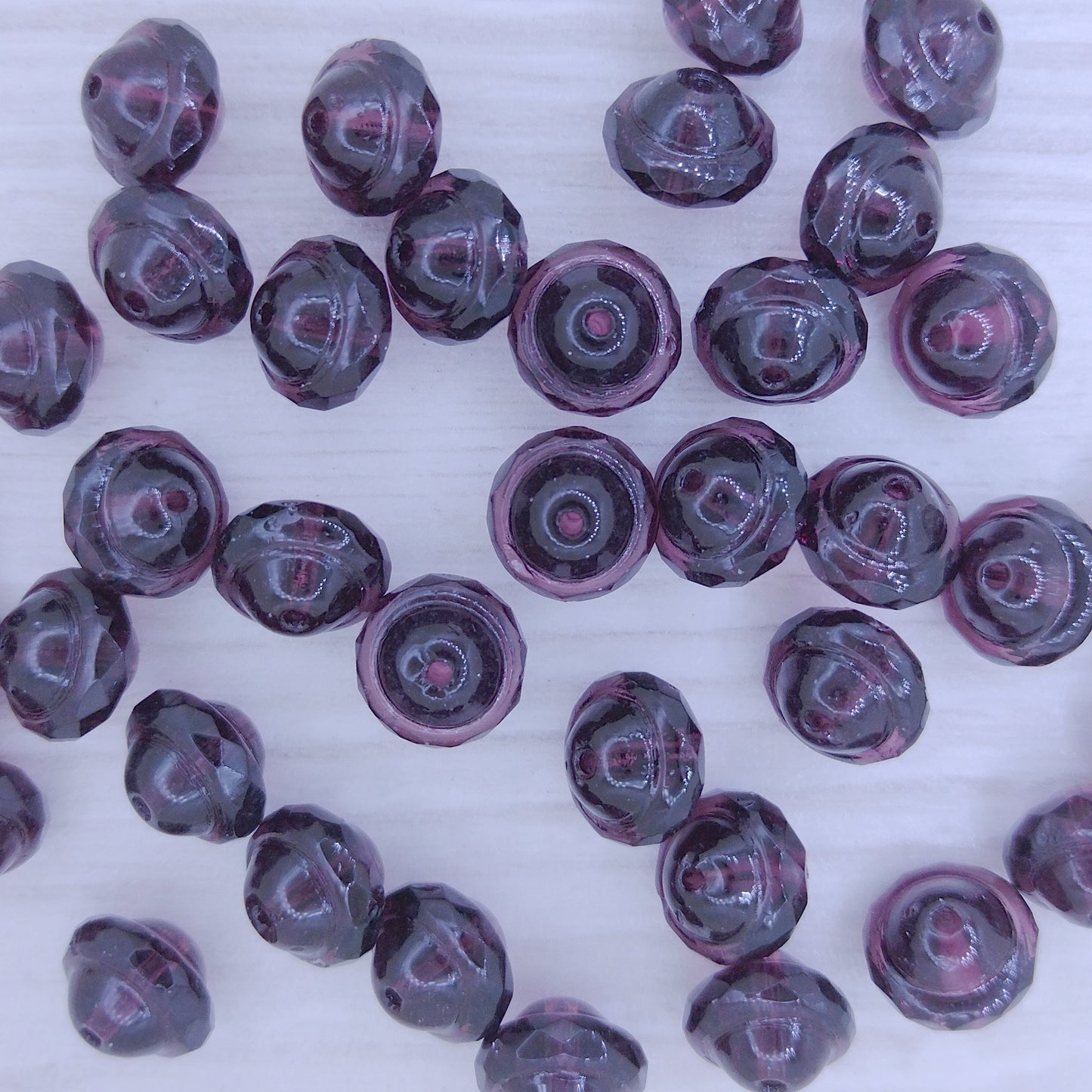 10 x Saturn beads in Dark Amethyst (8x10mm)