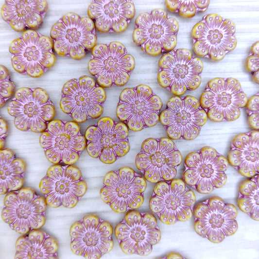 4 x 14mm Boho flowers in Alabaster with Pink