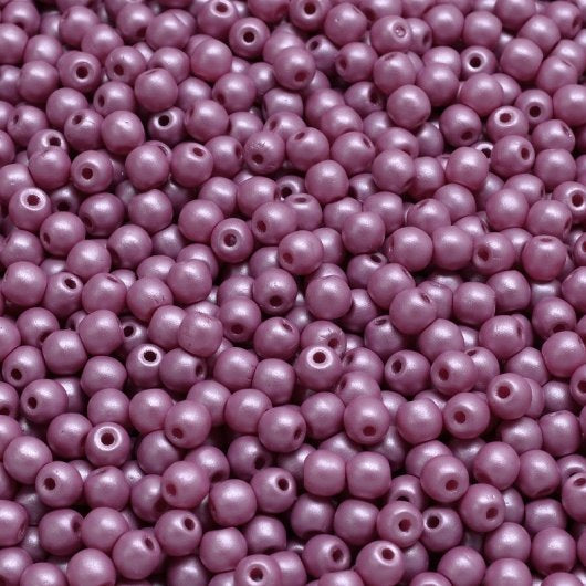 50 x 4mm round beads in Powder Lavender
